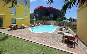 City Express By Marriott Cancun
